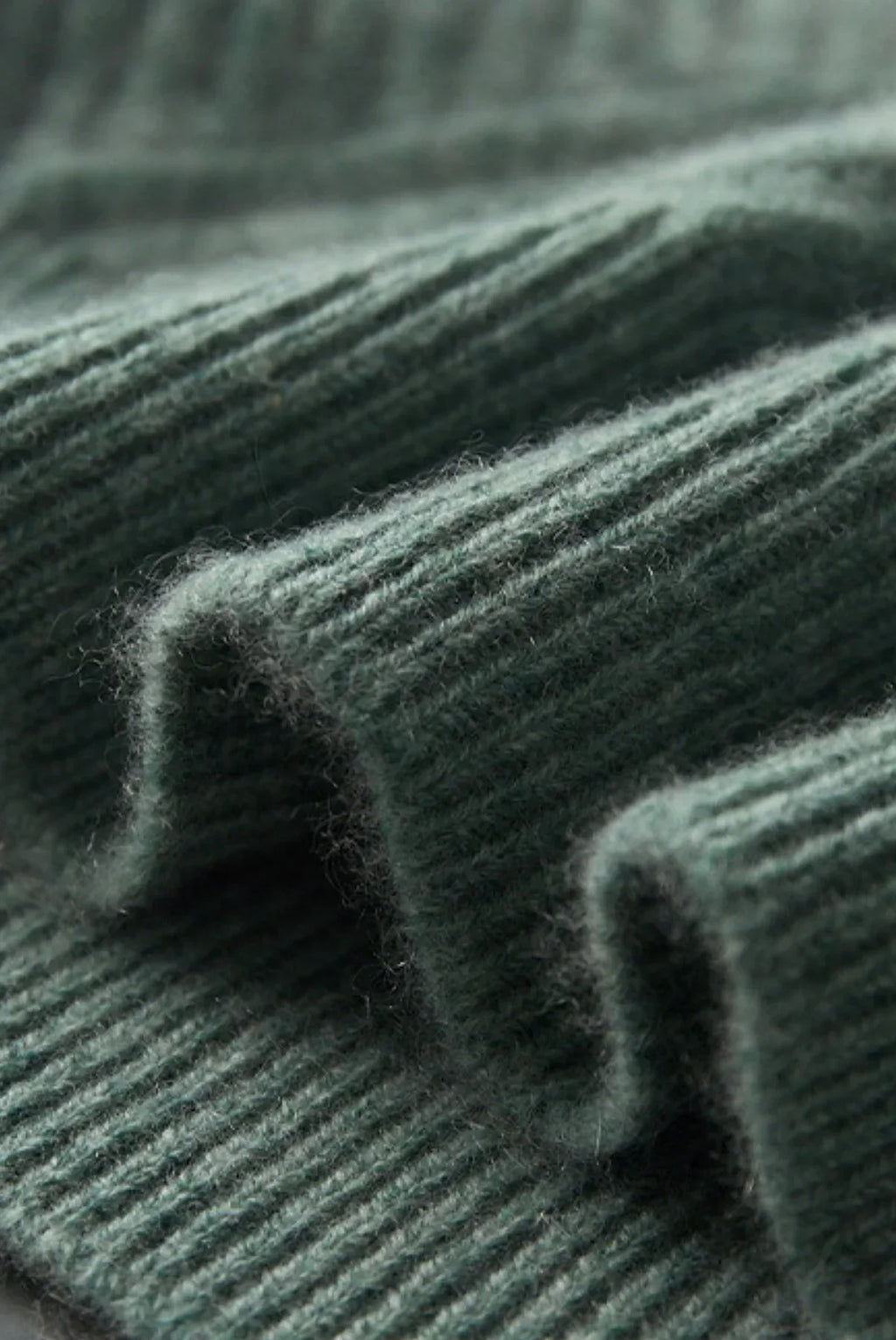 Leo - Cozy Knit Sweater for Men