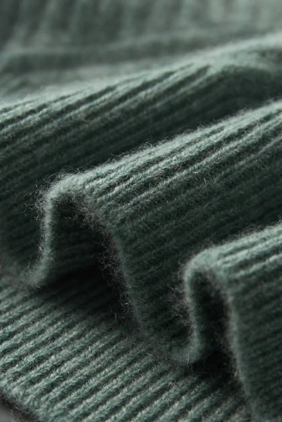 Leo - Cozy Knit Sweater for Men