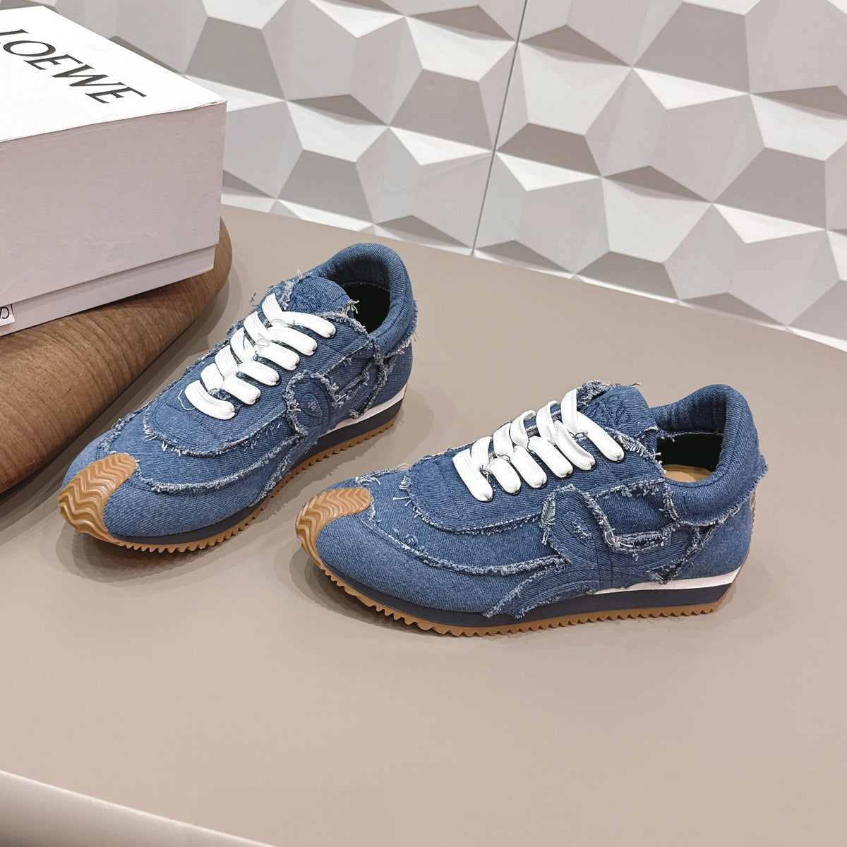 L2-Sneakers