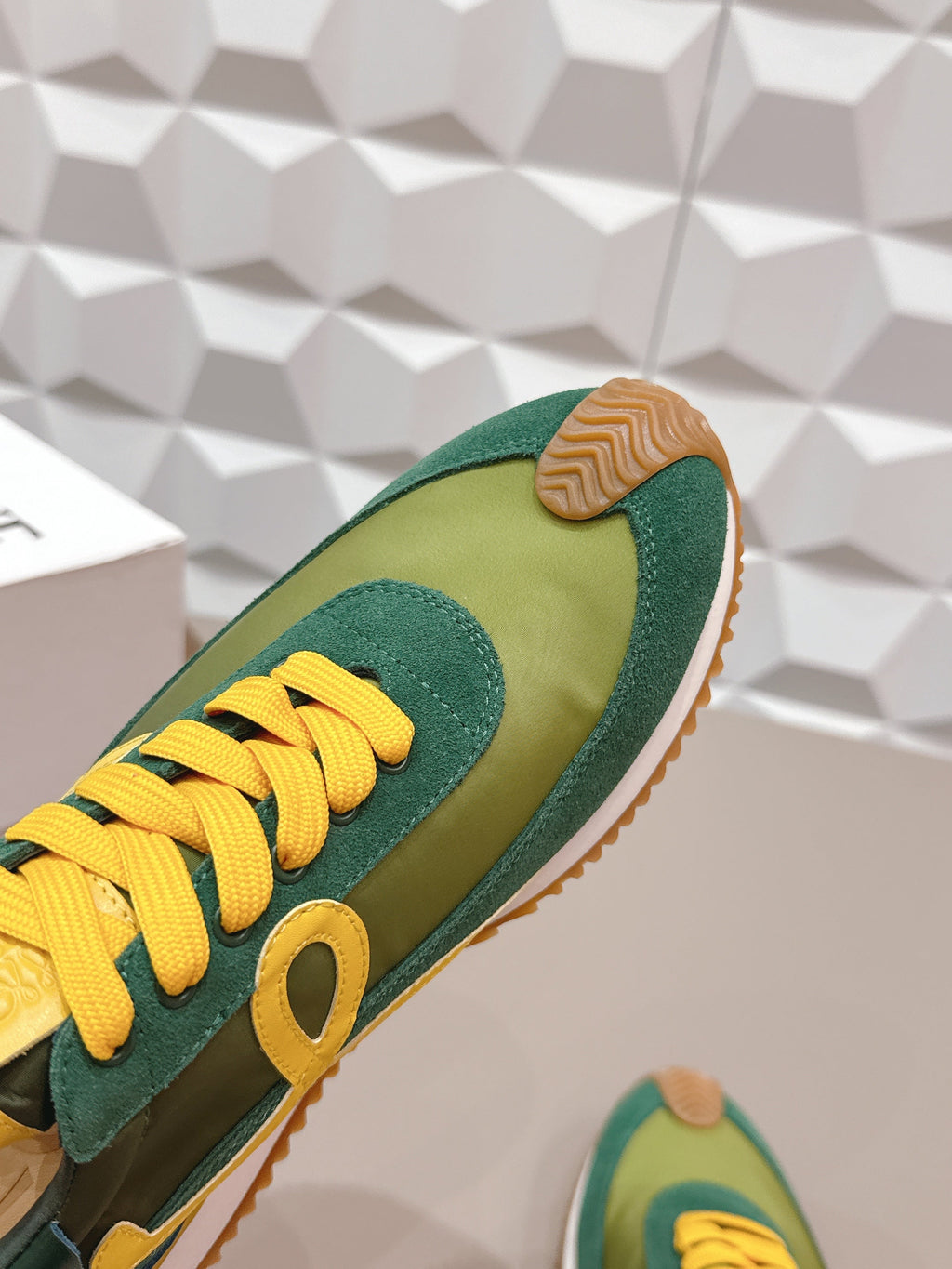 L2-Sneakers