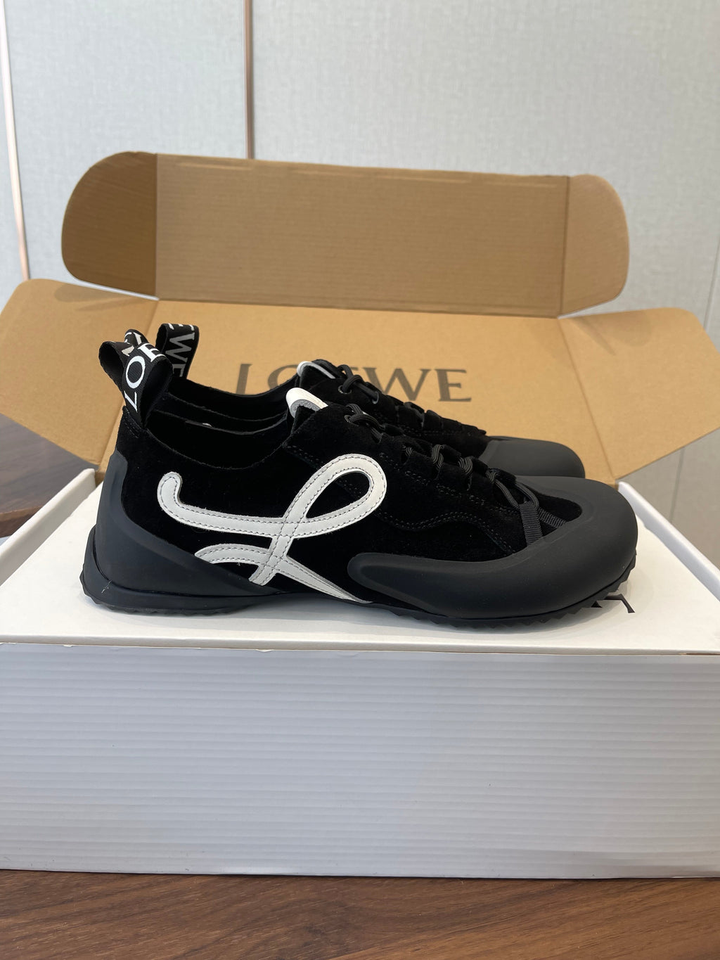 L2-Sneakers