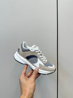 S-Sneakers