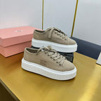 M-Sneakers