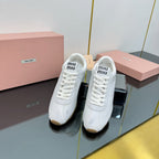 M-Sneakers