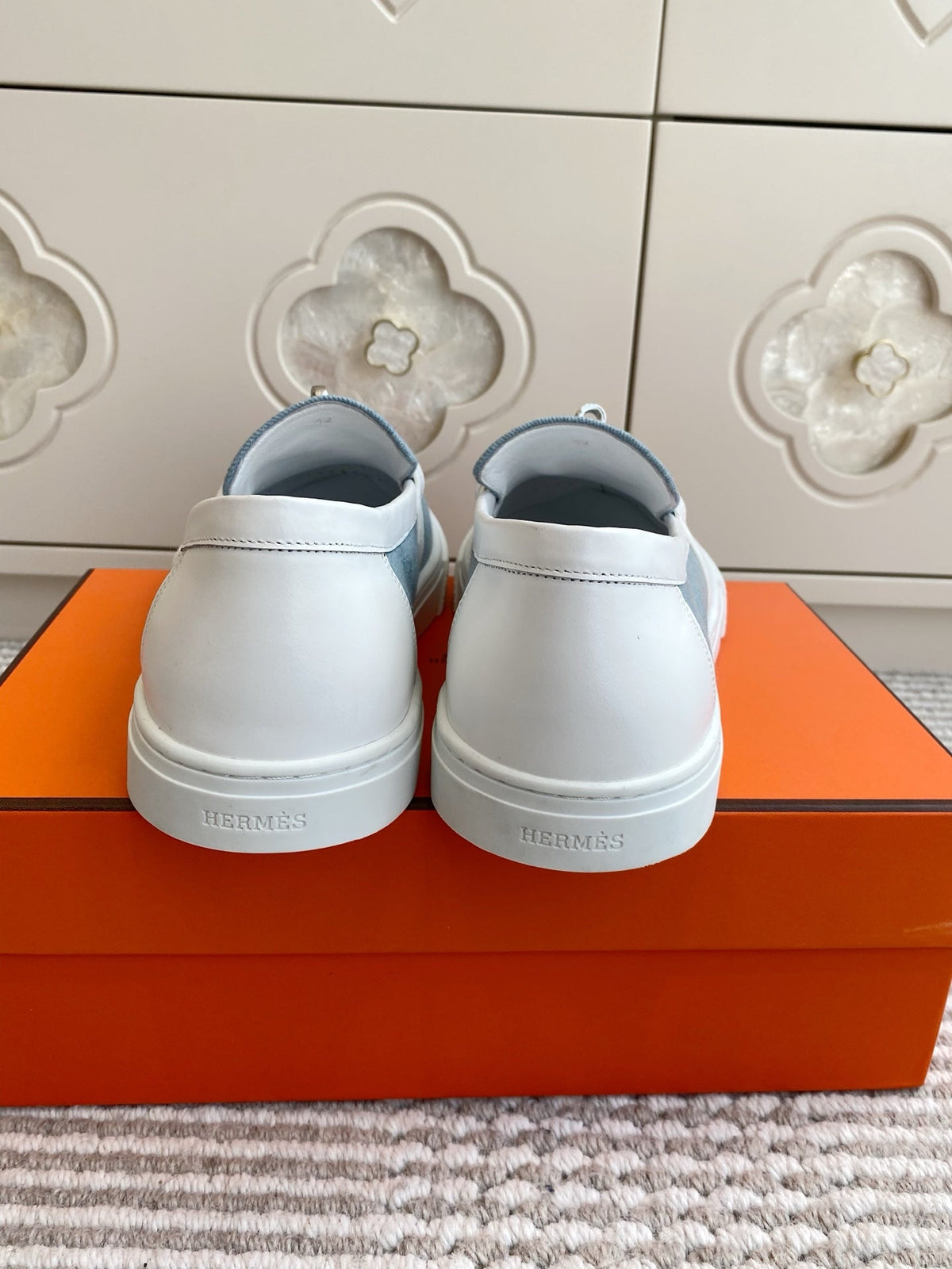 A-Sneakers