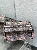 D-Book Tote