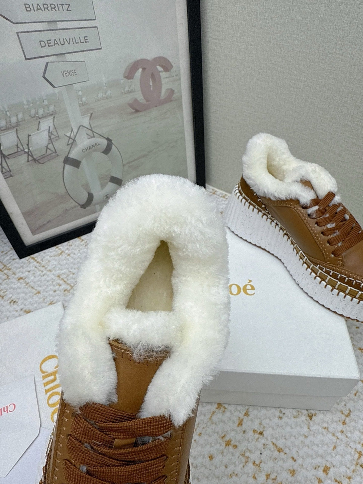 H-Sneakers