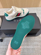 G-Sneakers