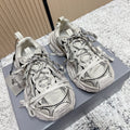 B-Sneakers