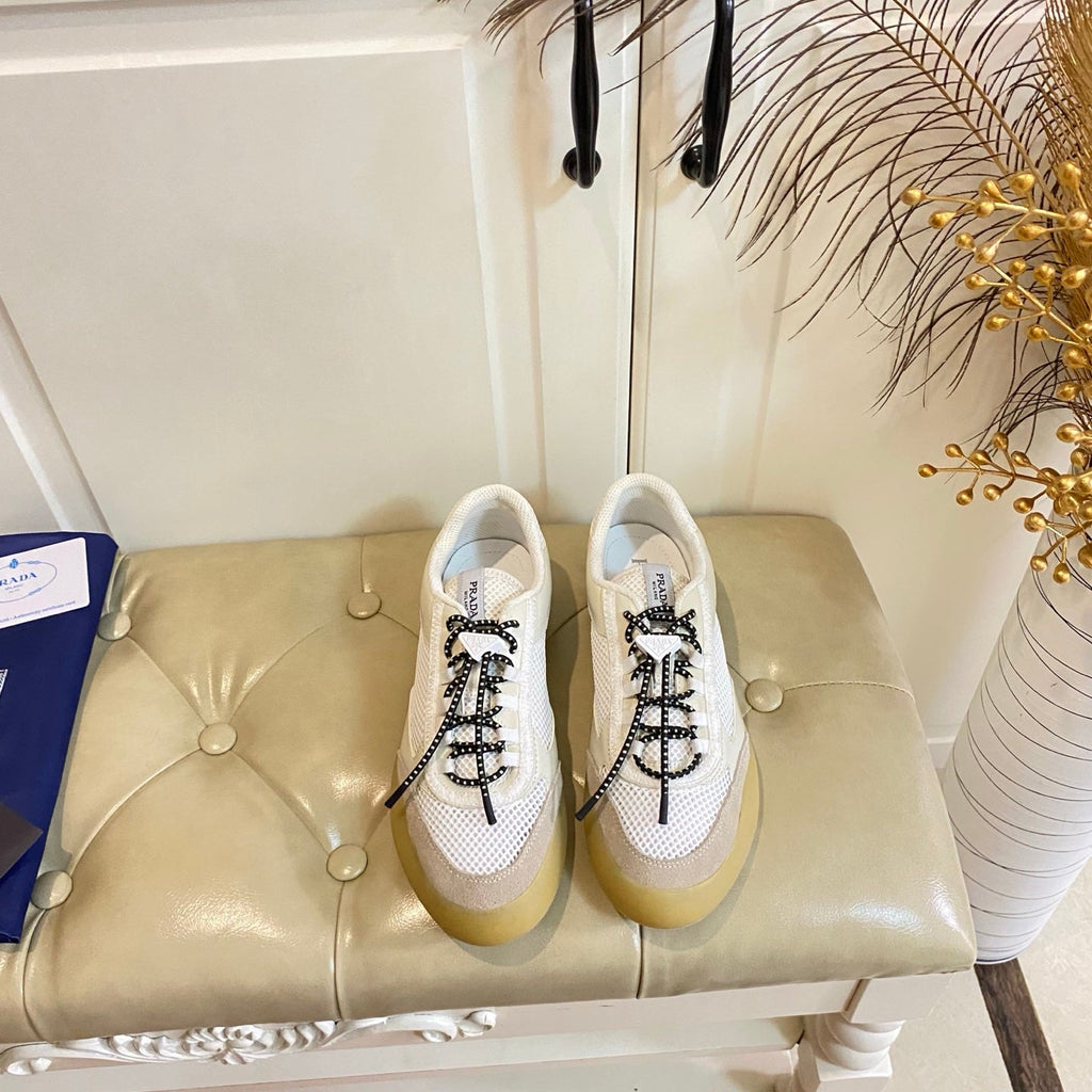 P-Sneakers